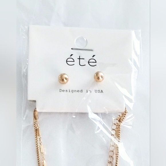 Delicate Gold Layered Necklace - Women Jewelry - Picture 7 of 7